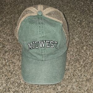 Womens MIDWEST adjustable Cap!! Super Cute. BUCKLE